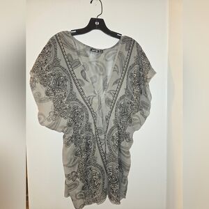 Apt. 9 Gray Paisley Women's Top